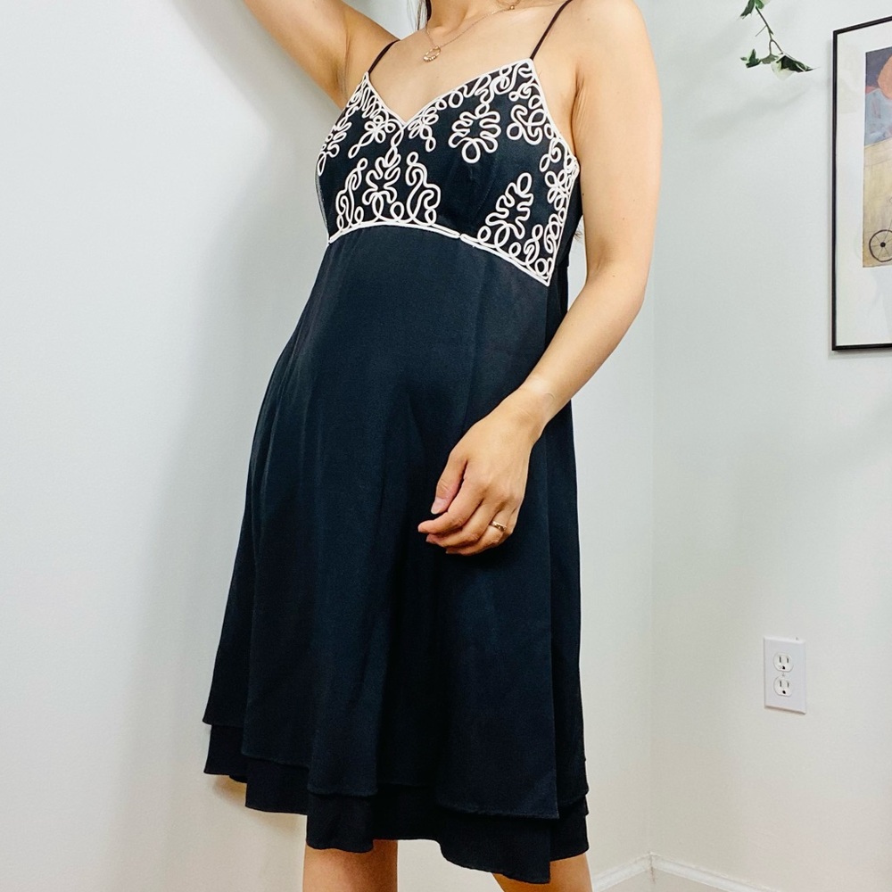 LATE EDITION 90s BLACK DRESS